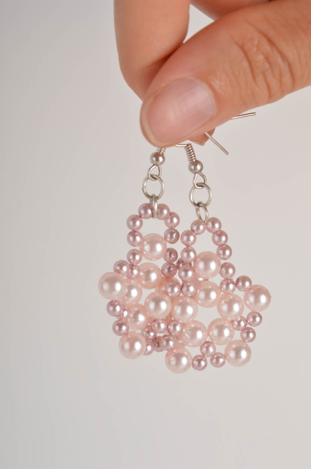Handmade stylish beaded earrings pink elegant jewelry dangling earrings photo 5