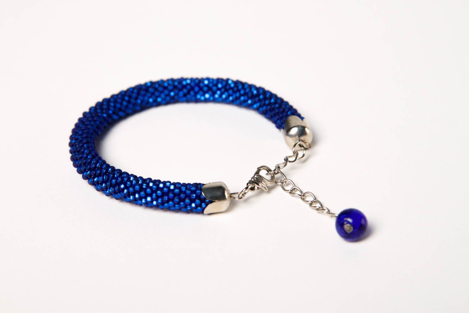 Bracelet perles rocaille Bijou fait main bleu foncé cadeau Accessoire femme photo 4