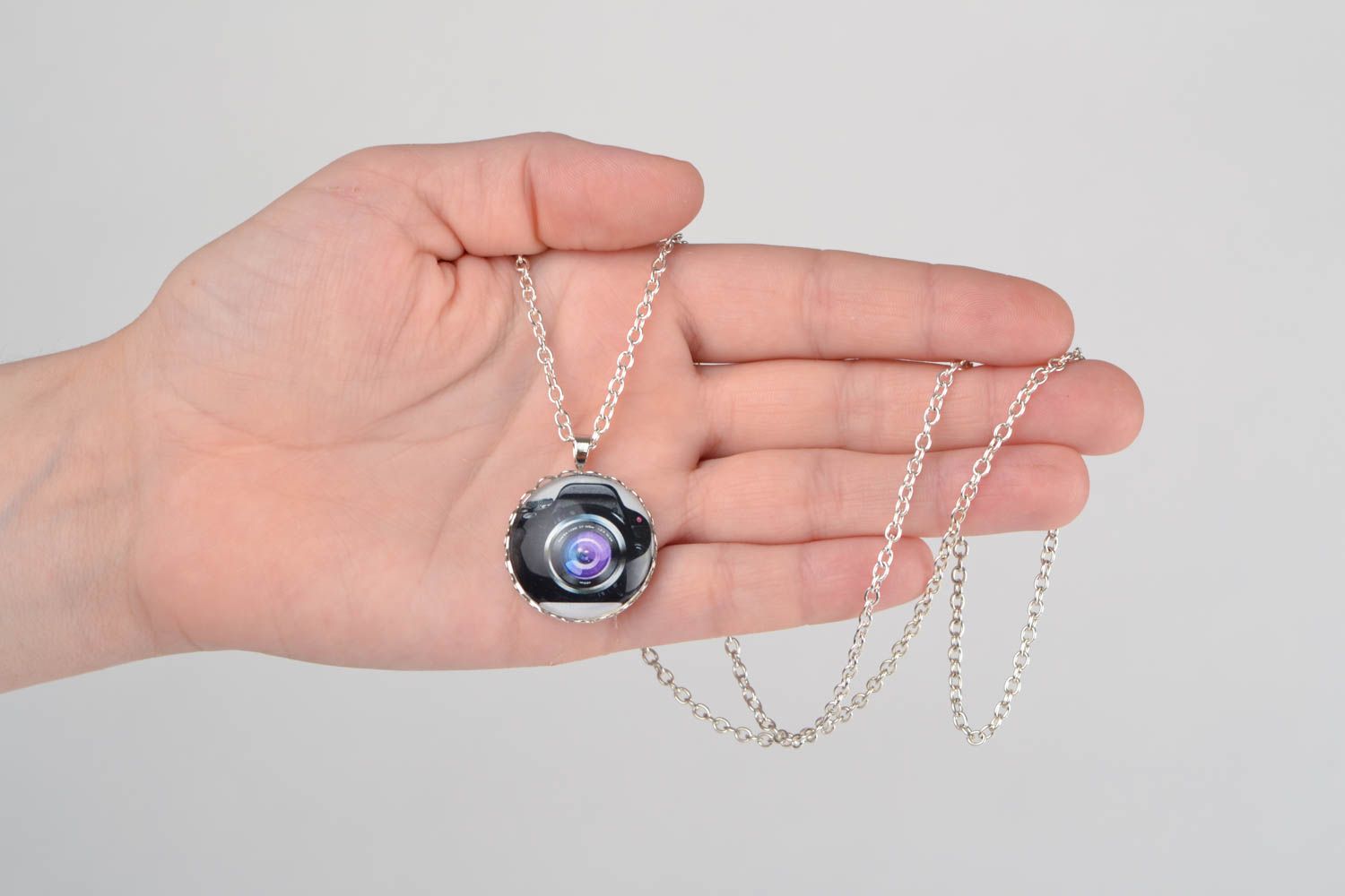 Handmade simple round glass pendant with image of photo camera on metal chain photo 2