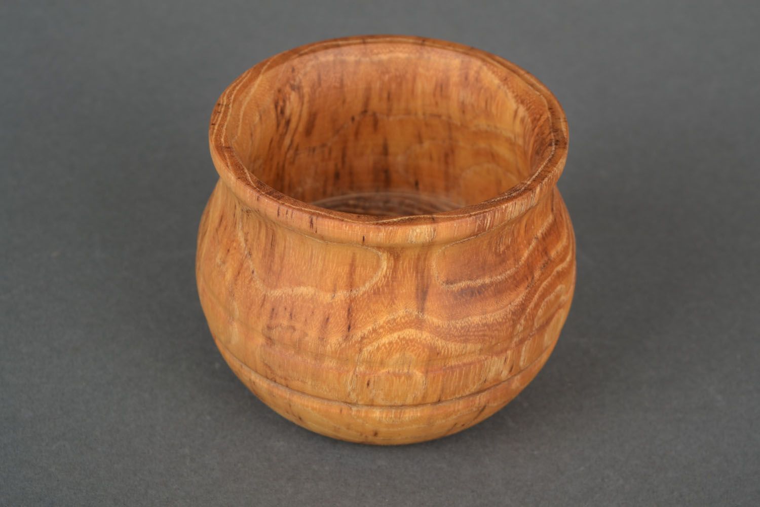 Wooden mortar and pestle for grinding spices photo 4
