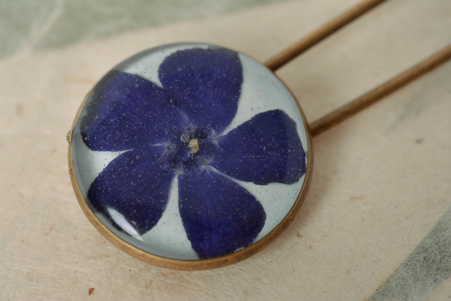 Brooch with flower in the epoxy resin handmade beautiful summer accessory photo 3