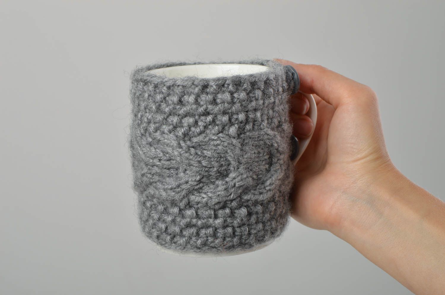 Tasse à thé Cache-mug tricot fait main Vaisselle design en porcelaine cadeau photo 4