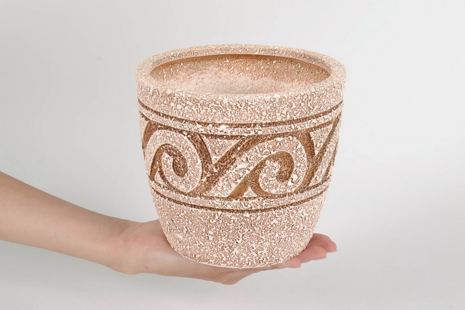 Flower pot with ornament photo 5