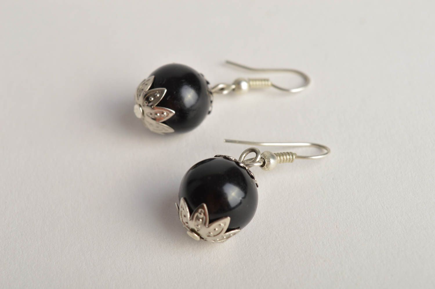 Handmade unusual beaded earrings elegant black earrings female jewelry photo 2