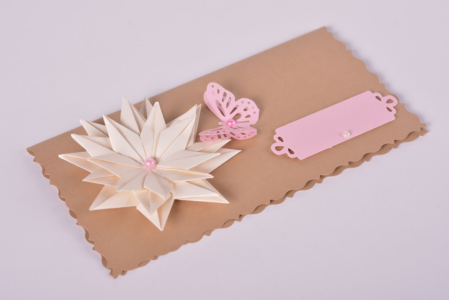 Carte de voeux design faite main carton avec fleur et papillon Petit cadeau photo 1