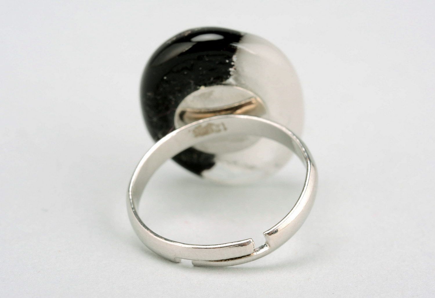 Ring made of fusing glass Yin Yang photo 4