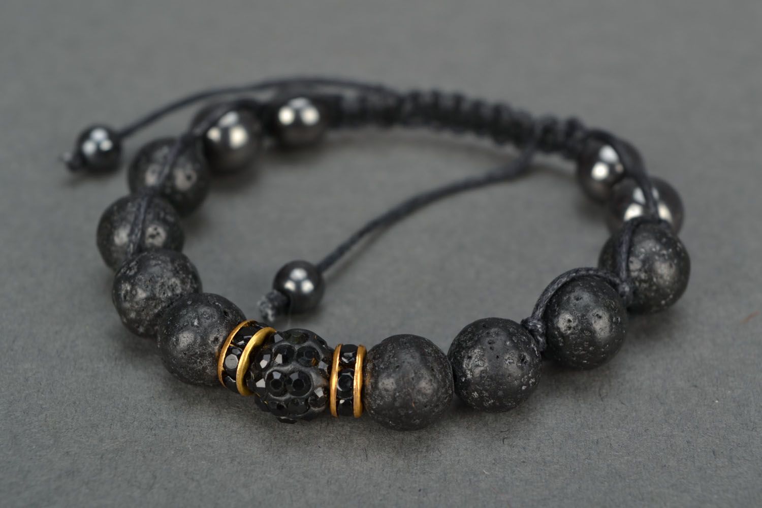Handmade bracelet with volcanic lava beads photo 3