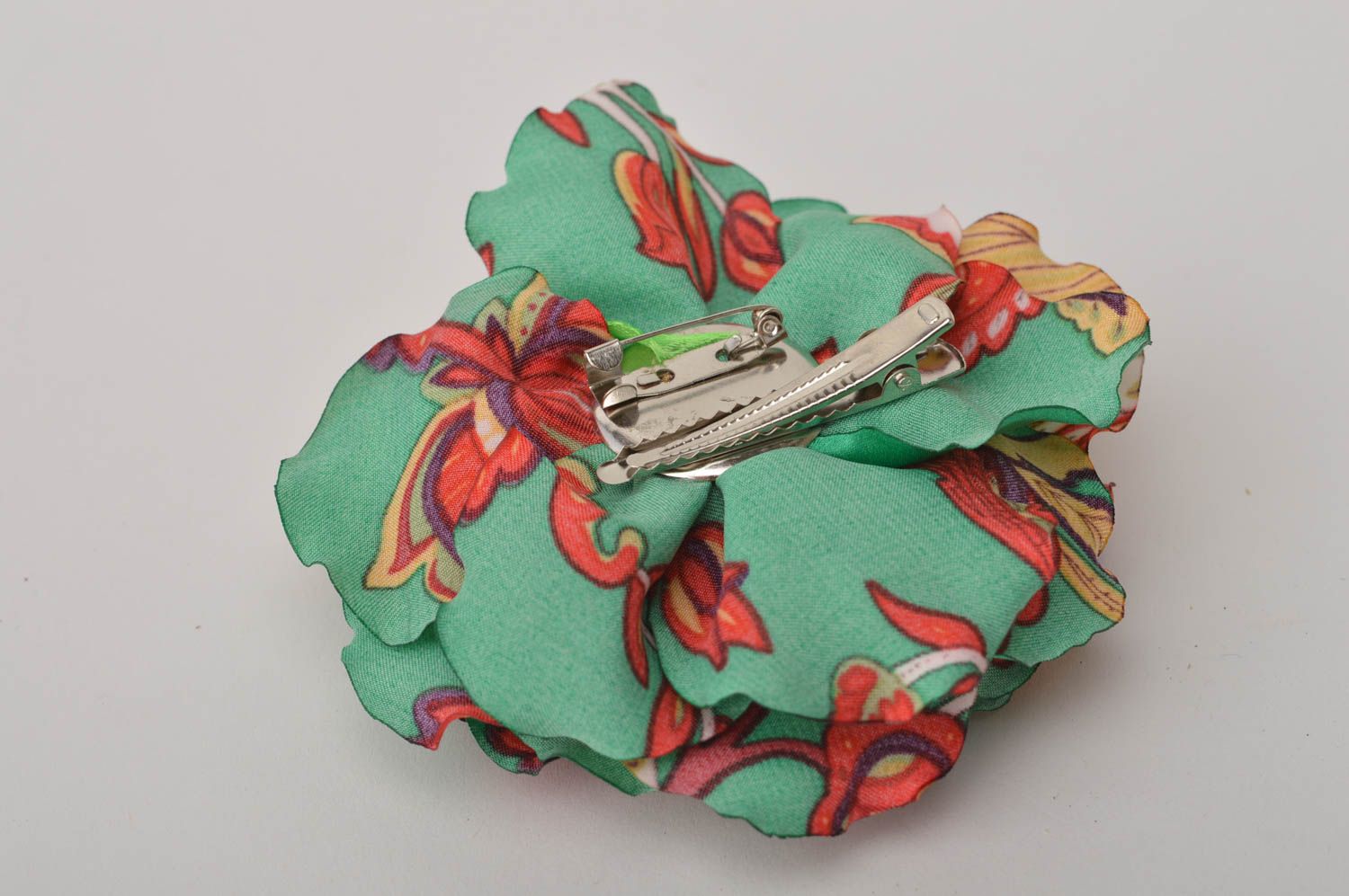 Broche hecho a mano con flor de cintas pinza para el cabello regalo original foto 5