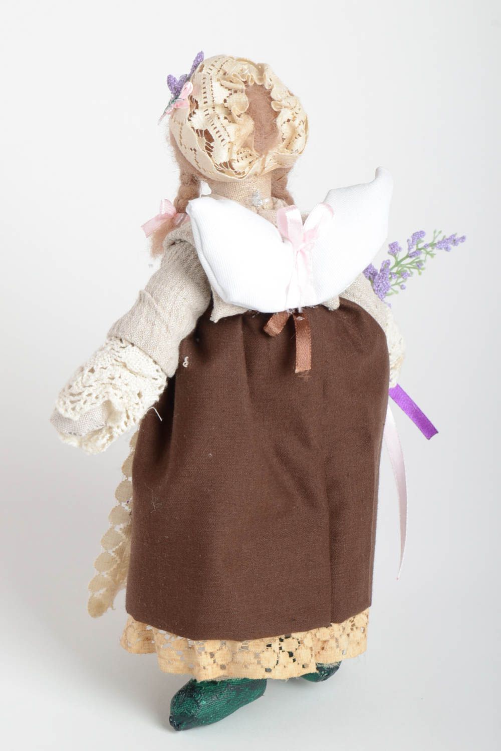 Авторская тканевая кукла ручной работы для интерьера из льна и шерсти Хозяюшка фото 4