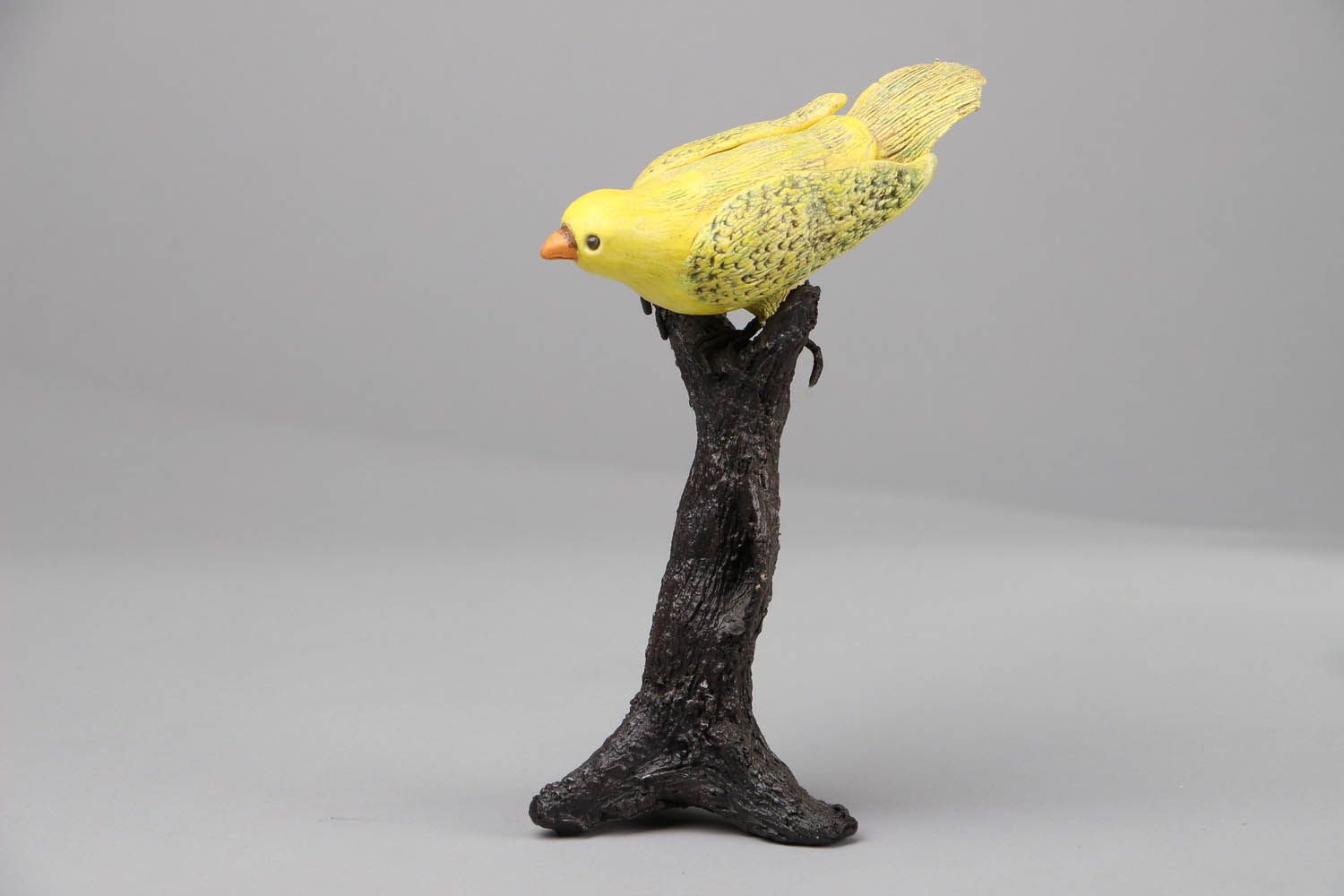 Oiseau décoratif en pâte polymère Canari fait main photo 1