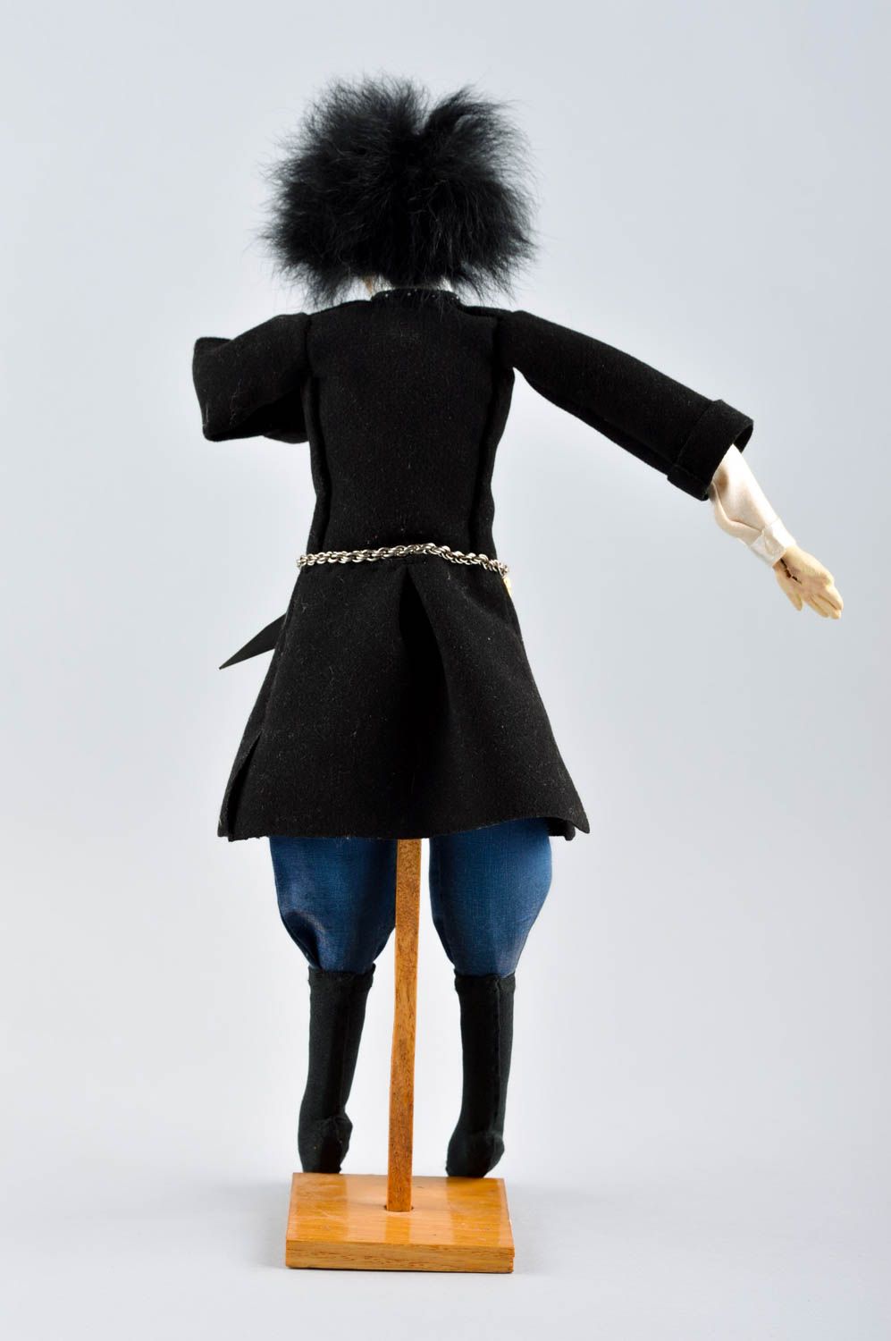 Авторская кукла игрушка ручной работы дизайнерская кукла оригинальная с мехом фото 4