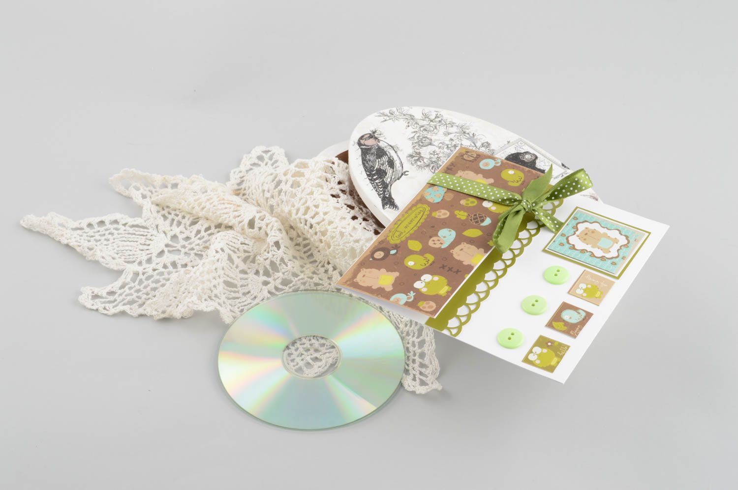 Handmade Papierhülle für CD kleines Geschenk CD Aufbewahrung schön mit Schleife foto 1