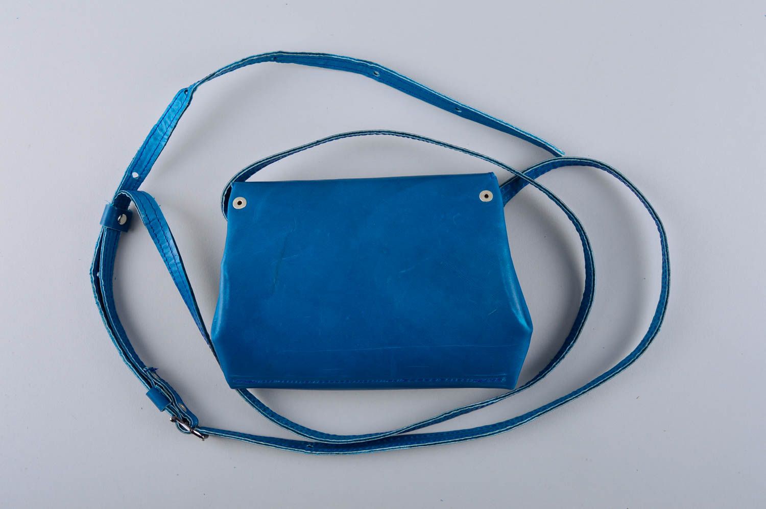 Handmade blaue Damen Ledertasche Accessoire für Frauen kleine Umhängetasche foto 5