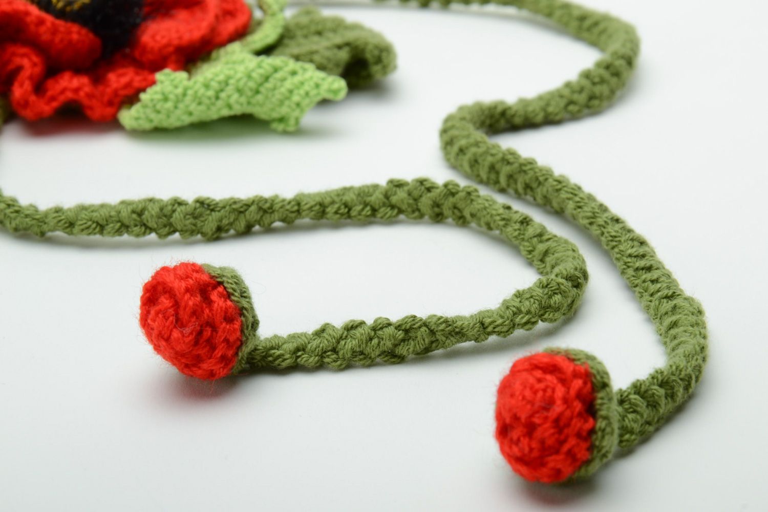 Collier tricoté en acrylique et coton au crochet fait main pratique pavot photo 4