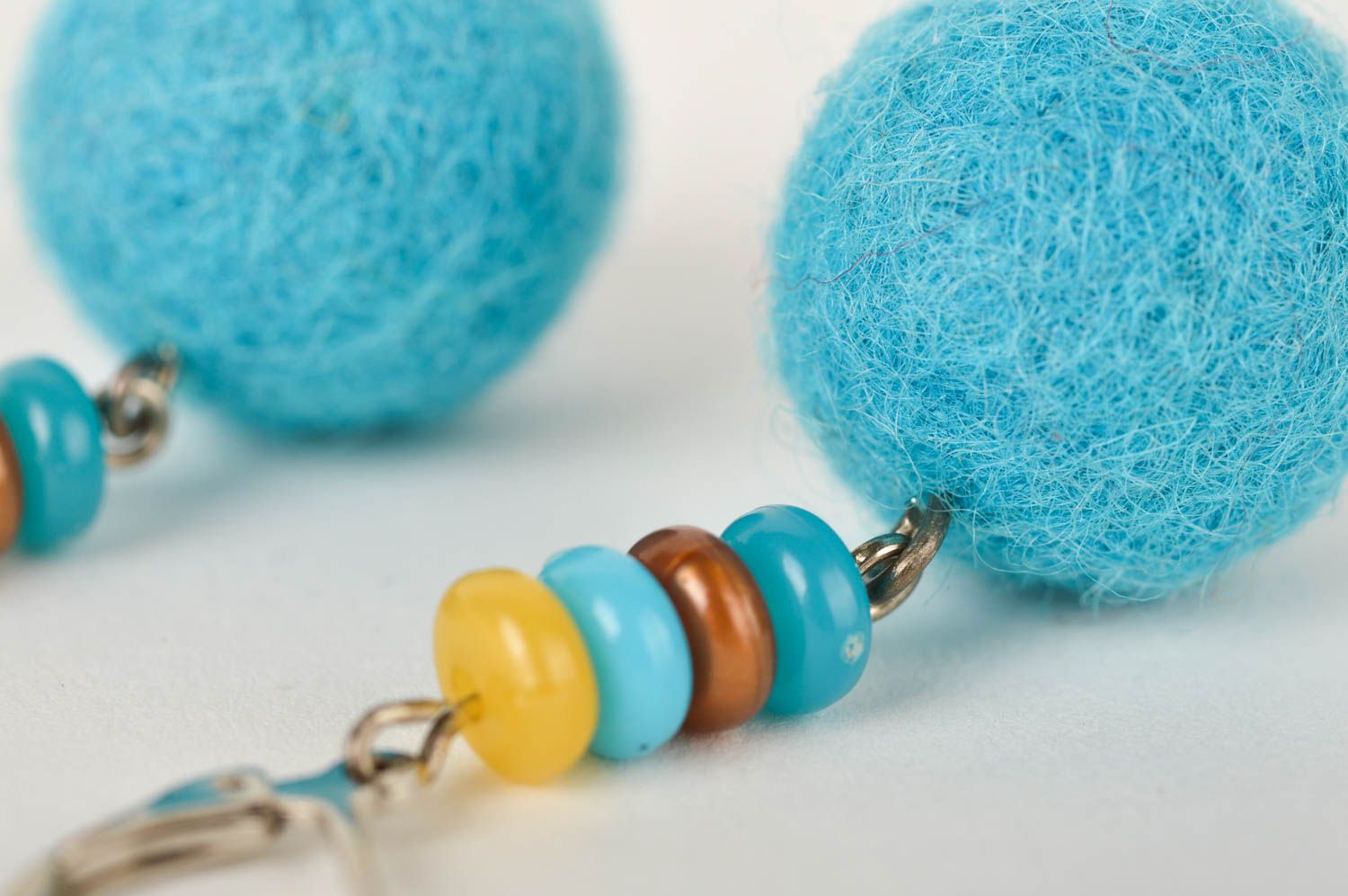 Pendientes hechos a mano de lana azules bisutería artesanal regalo para mujer  foto 4