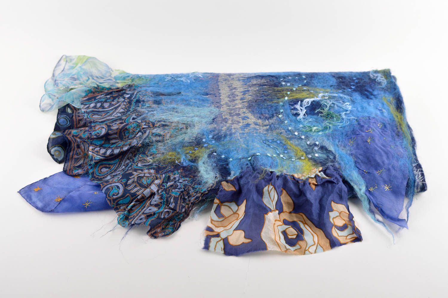 Шарф ручной работы красивый теплый шарф необычный шарф из шерсти голубой фото 5