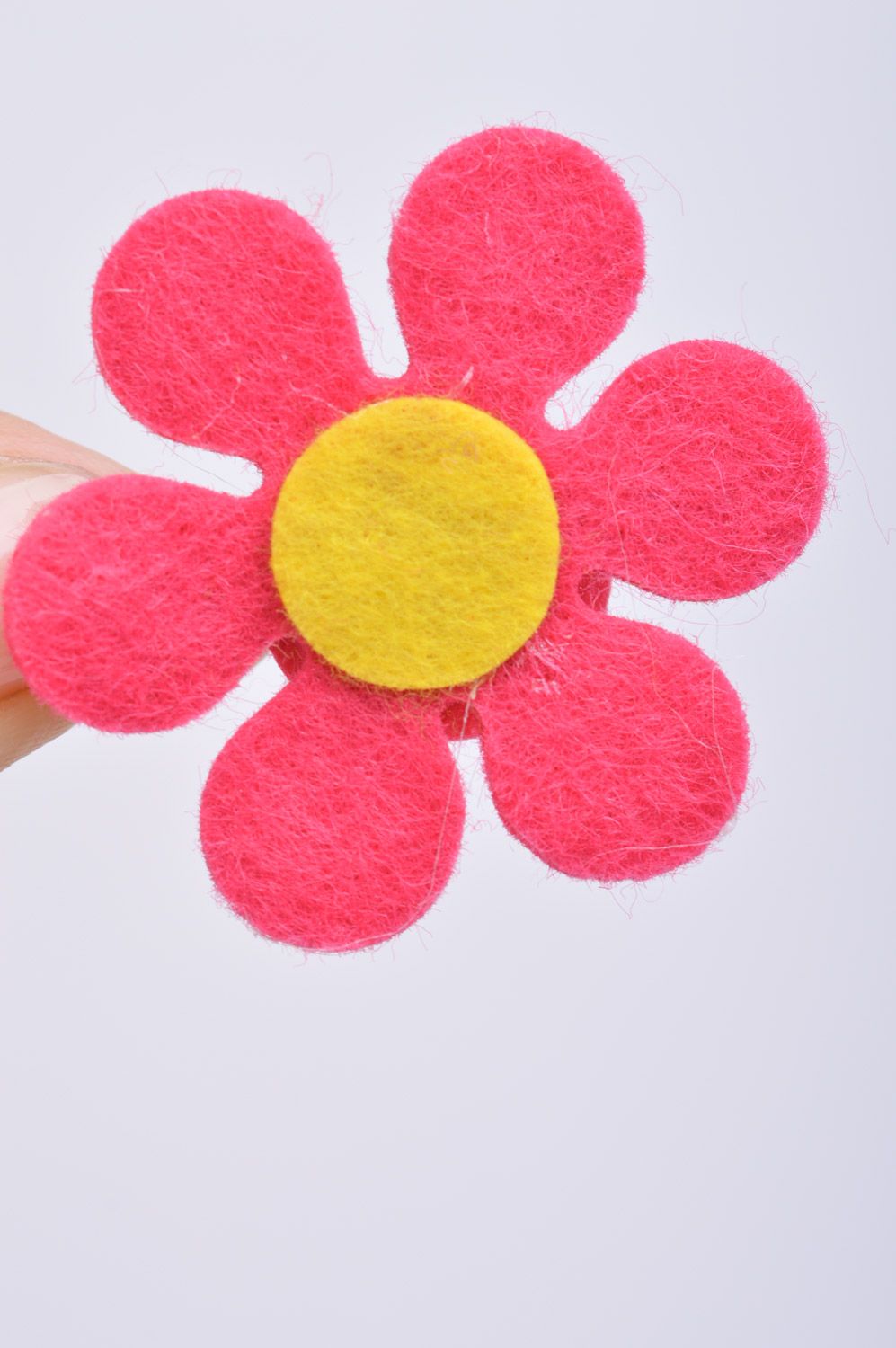 Handmade set of felt hairpins in the form of a flower 2 pieces for daughter photo 3