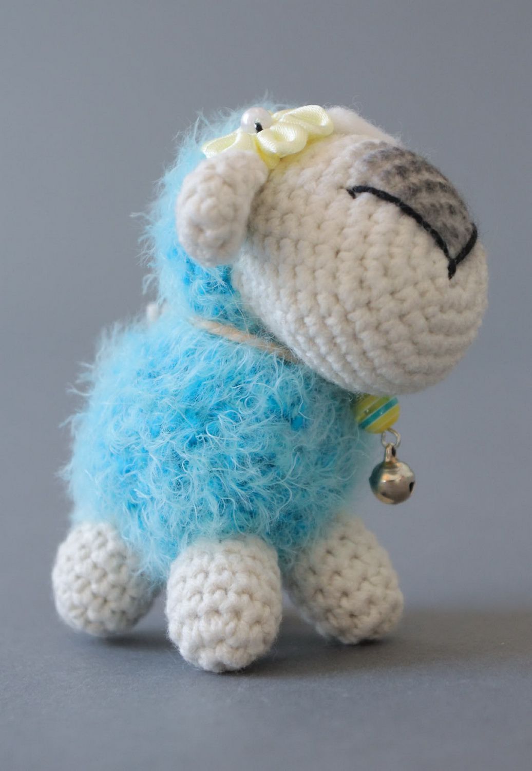 Jouet mou tricoté mouton fait main  photo 2