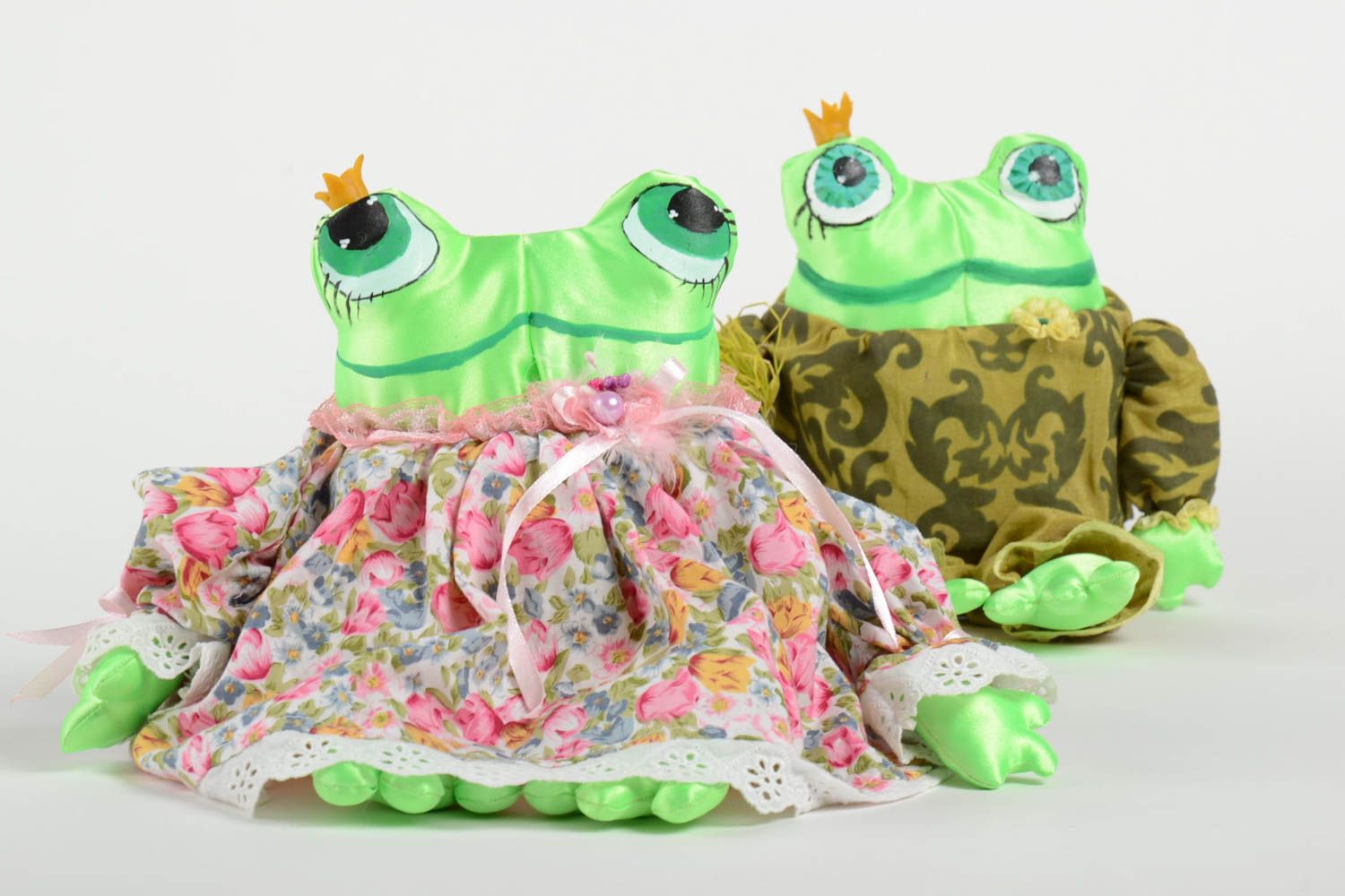 Handmade soft toy of frog for children and home interior set of two items  photo 3