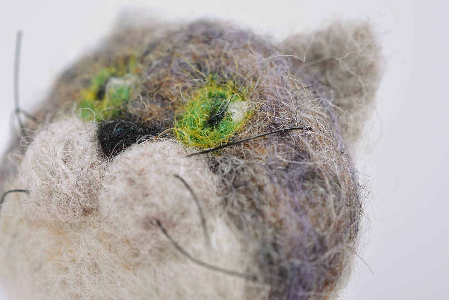Handmade designer small funny animal brooch felted of wool head of gray cat photo 2