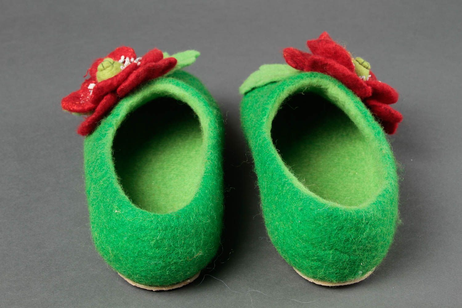 Handmade gefilzte Pantoffeln Damen Hausschuhe Pantoffel Schuhe mit Blumen  foto 5