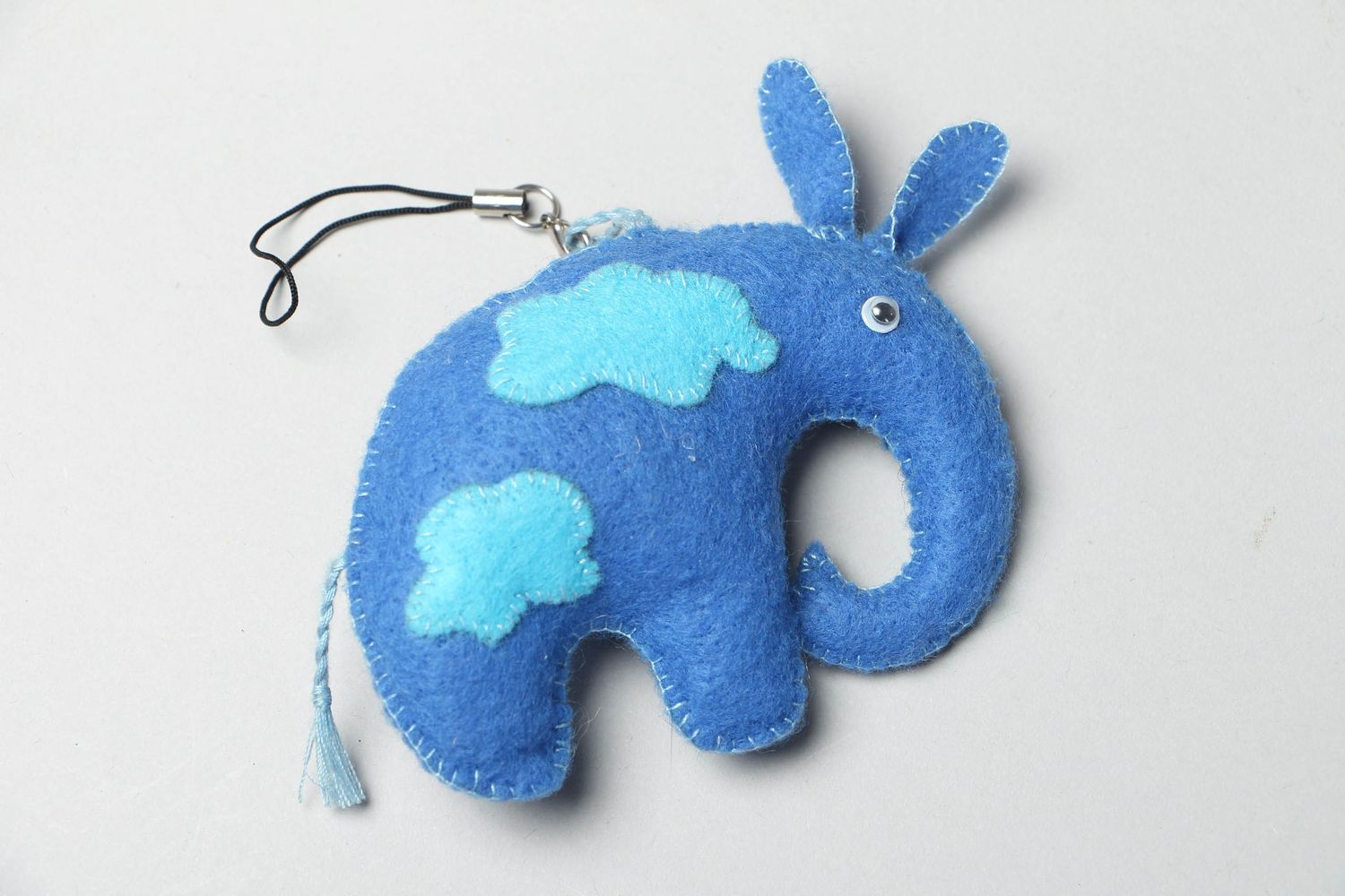 Jouet décoratif à suspendre en feutre fait à la main Éléphant bleu amusant photo 1