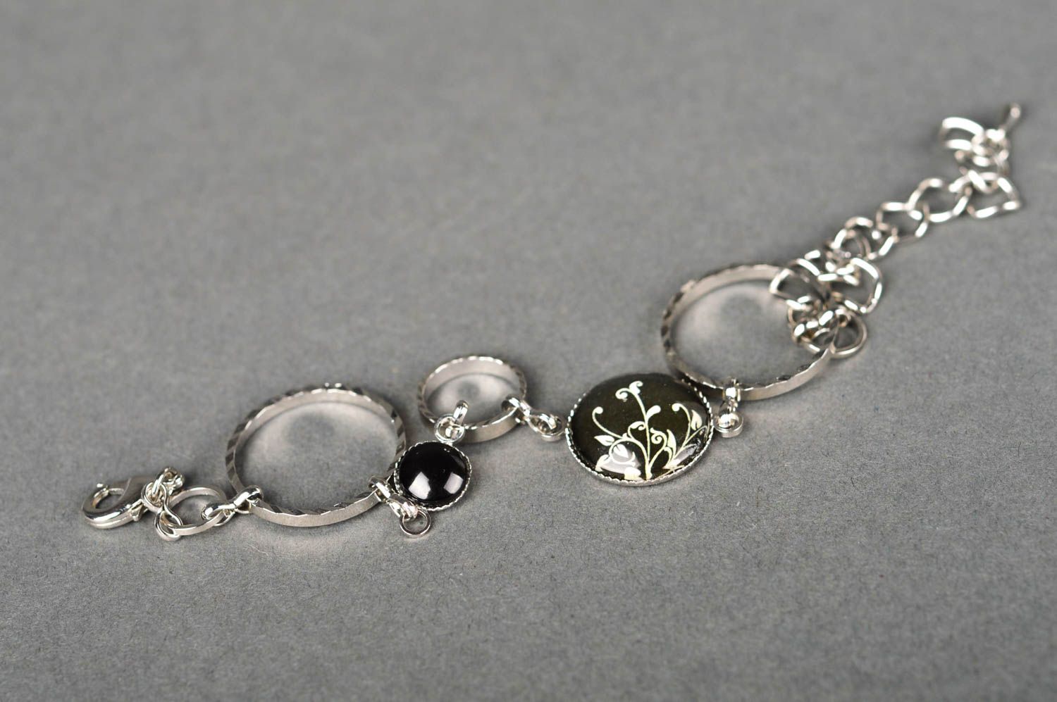 Designer handmade bracelet beautiful jewelry metal stylish accessories photo 2