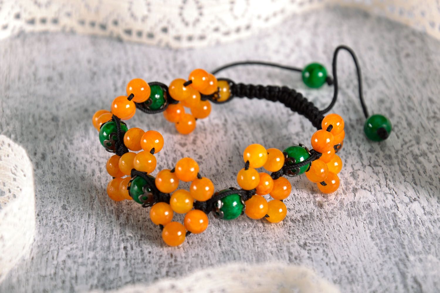 Woven bracelet with citrine and malachite photo 1