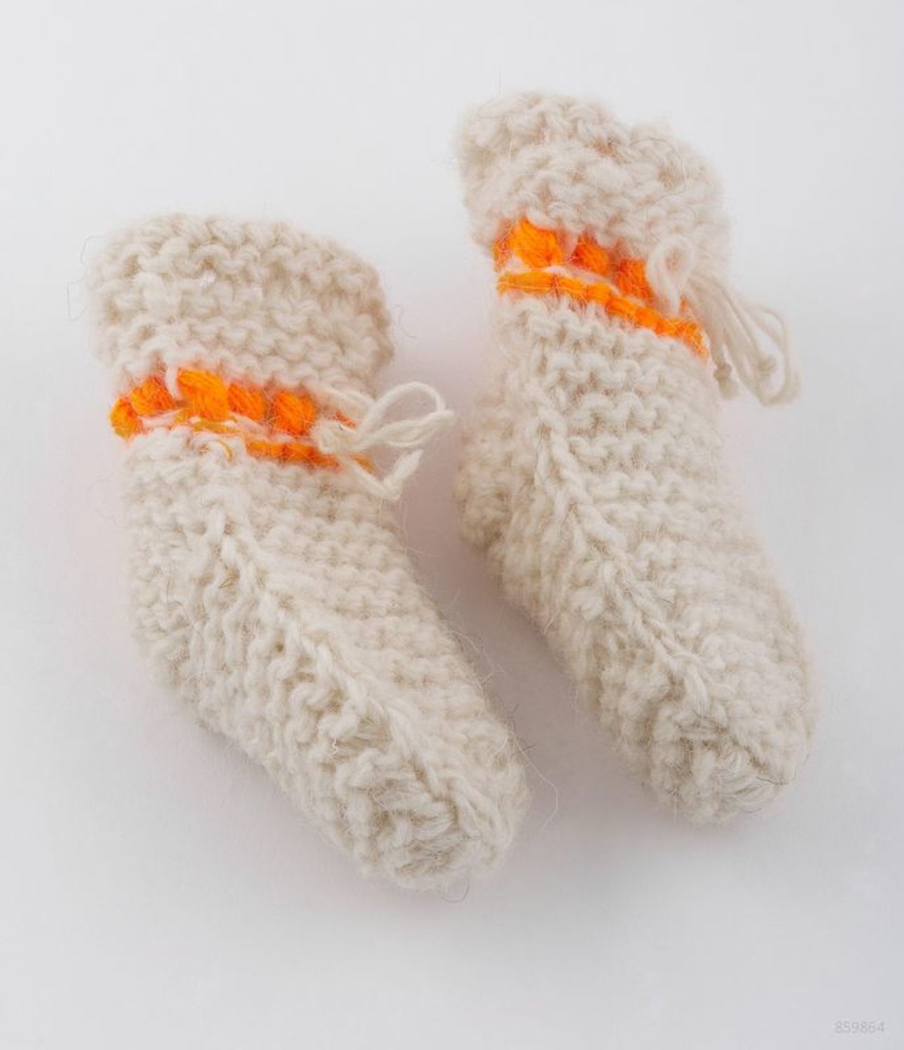 Chaussons tricotés de bébé photo 2