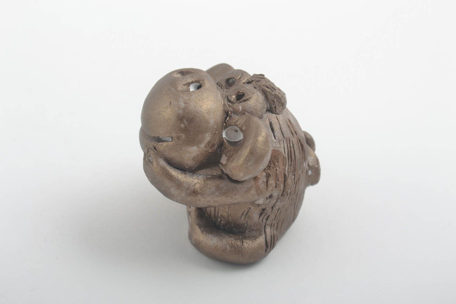 Figurina fatta a mano in ceramica scimmietta divertente souvenir di terracotta foto 3