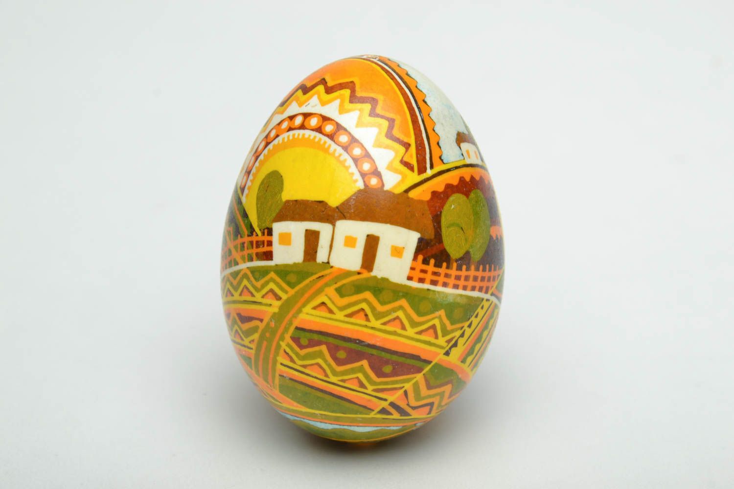 Расписное пасхальное яйцо в украинском стиле  фото 3