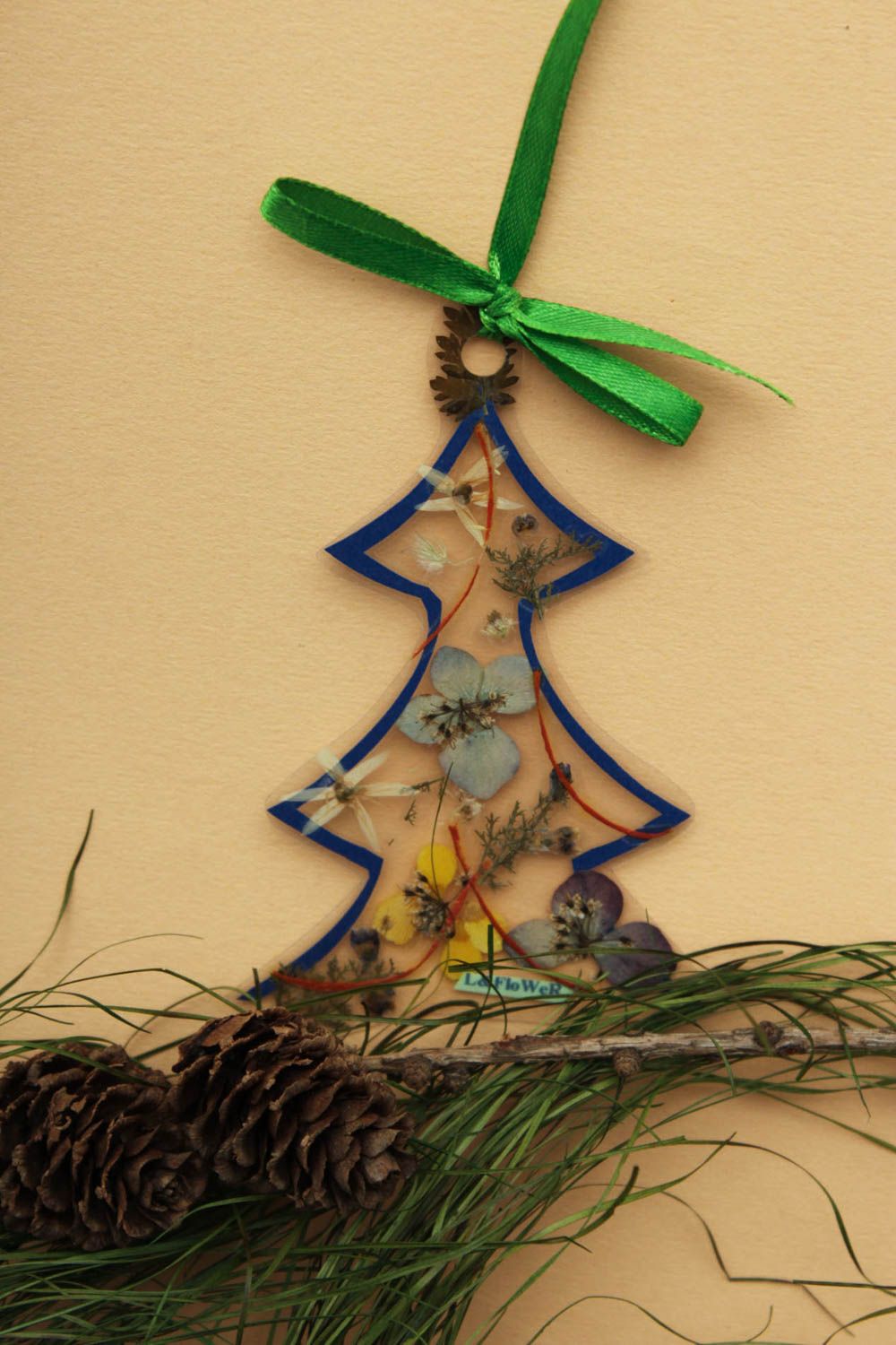 Decoración navideña artesanal regalo original adorno de fin de año verde foto 1