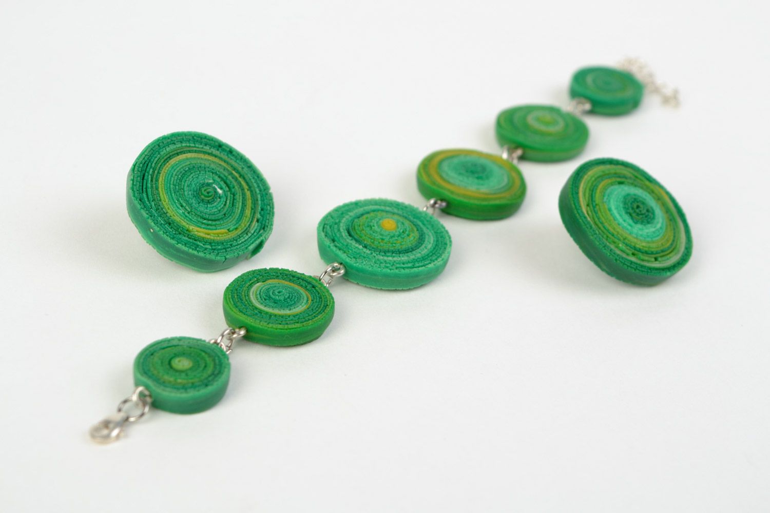 Handmade green polymer clay jewelry set 2 items round earrings and bracelet photo 1