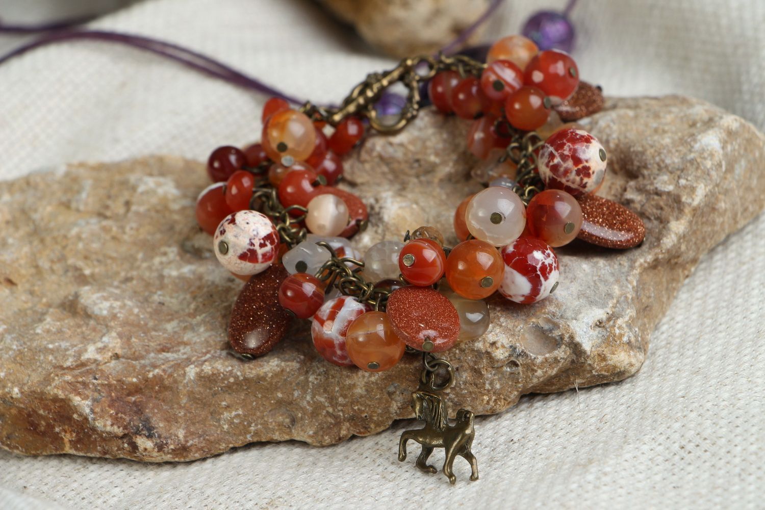 Bracelet with agate and carnelian photo 1