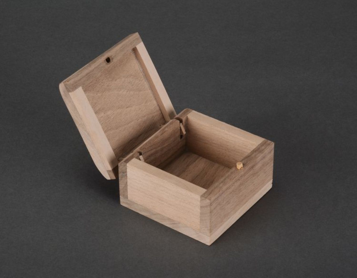 DIY wooden box photo 5
