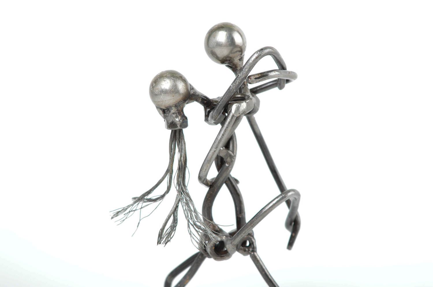 Figurine danse faite main Statuette design originale en métal Idée cadeau photo 3