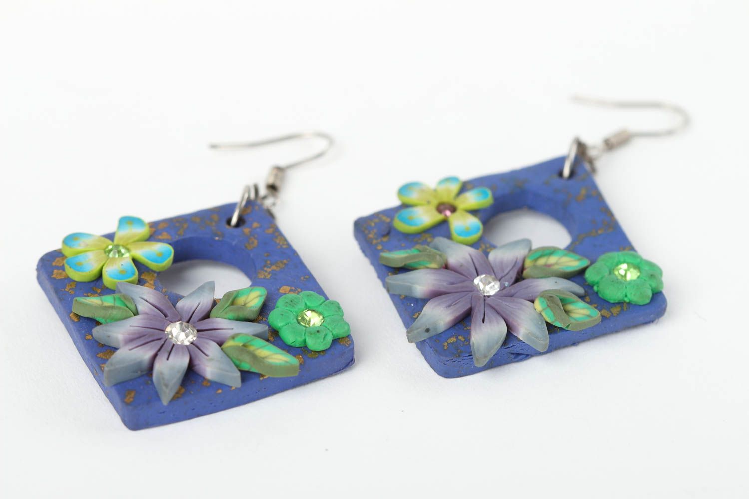 Handmade Plastik Ohrringe Accessoire für Frauen Modeschmuck Ohrhänger mit Blumen foto 3
