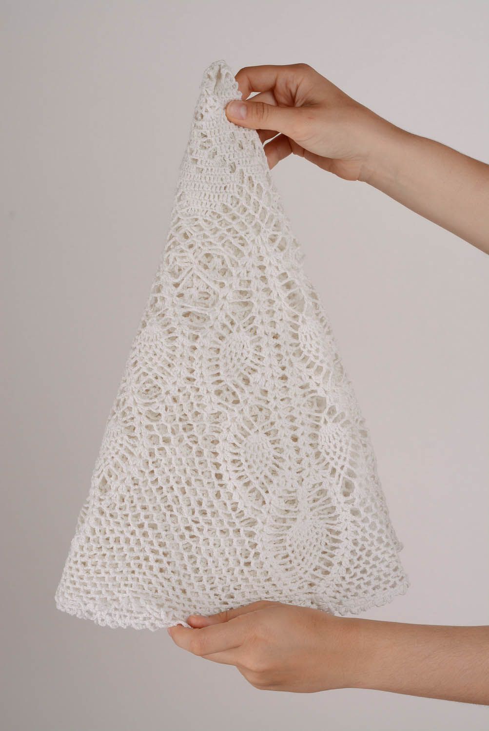Crocheted napkin photo 1