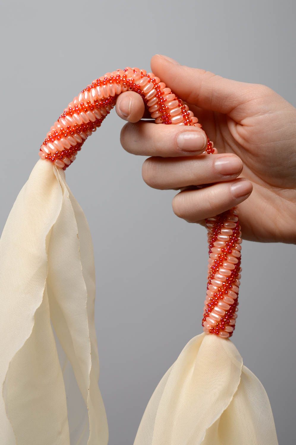 Cordón de abalorios para bufanda foto 4