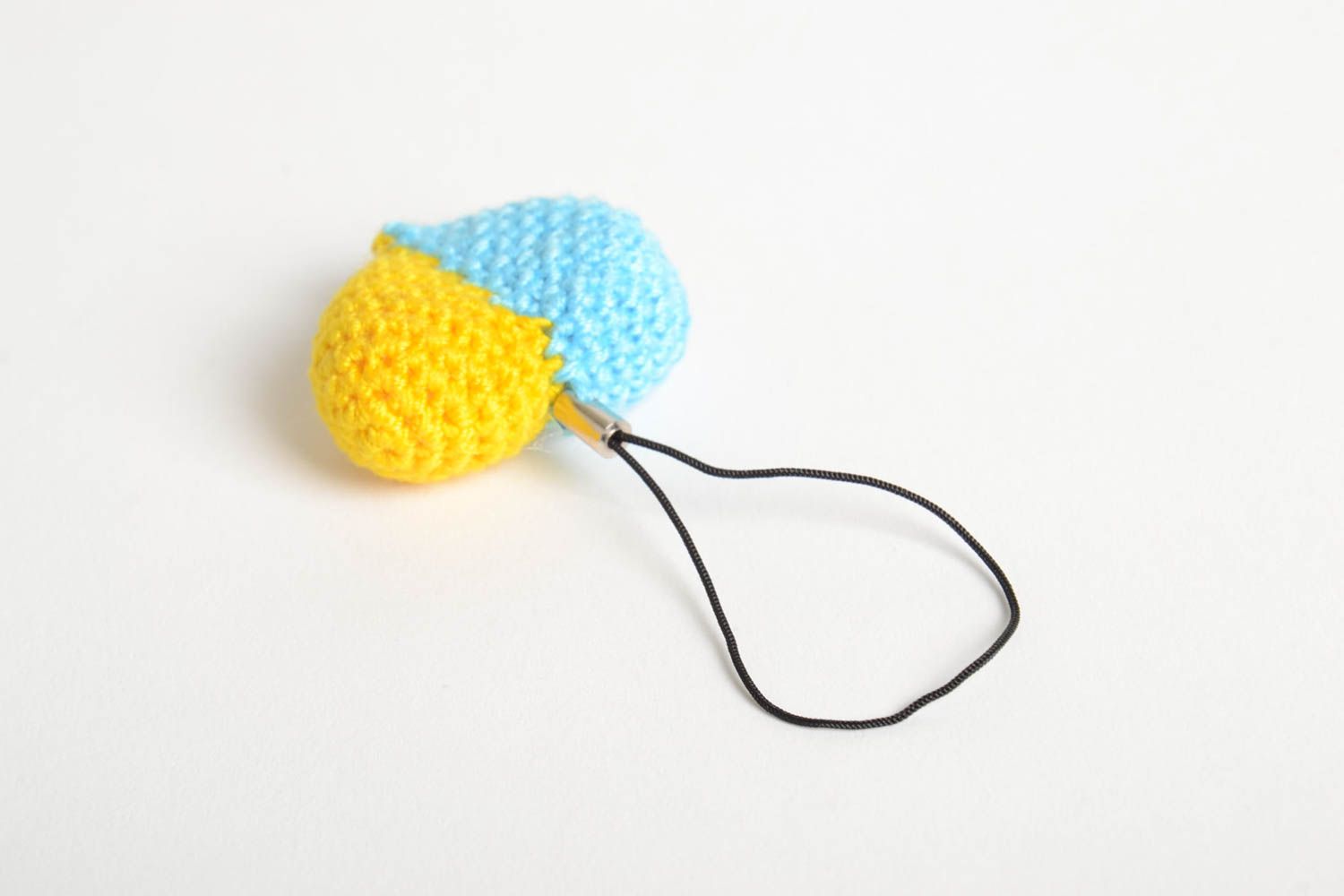Beautiful handmade crochet keychain soft toy phone charm fashion accessories photo 3