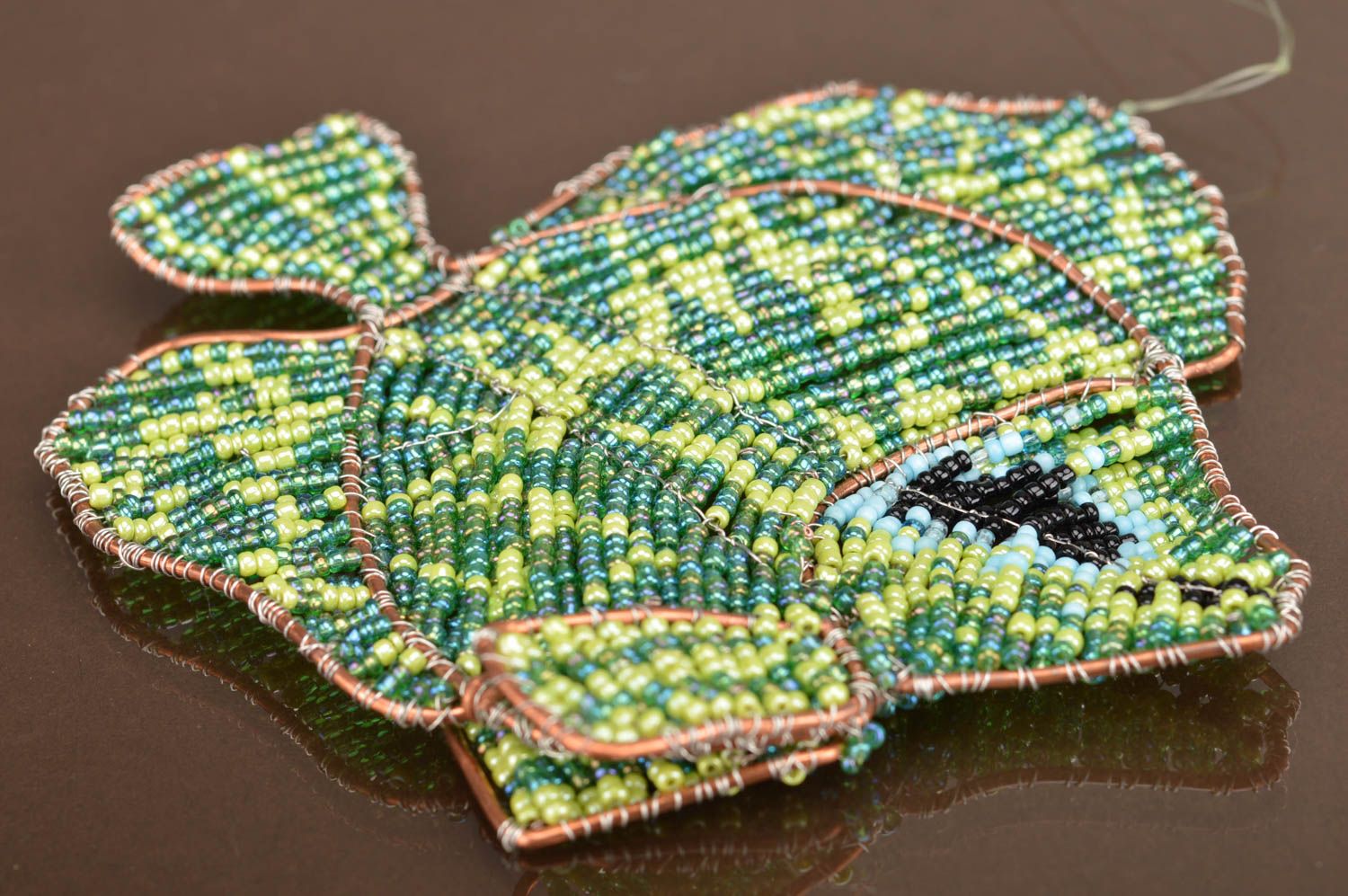 Ravishing handmade stylish interior beaded pendant in form of green fish photo 4