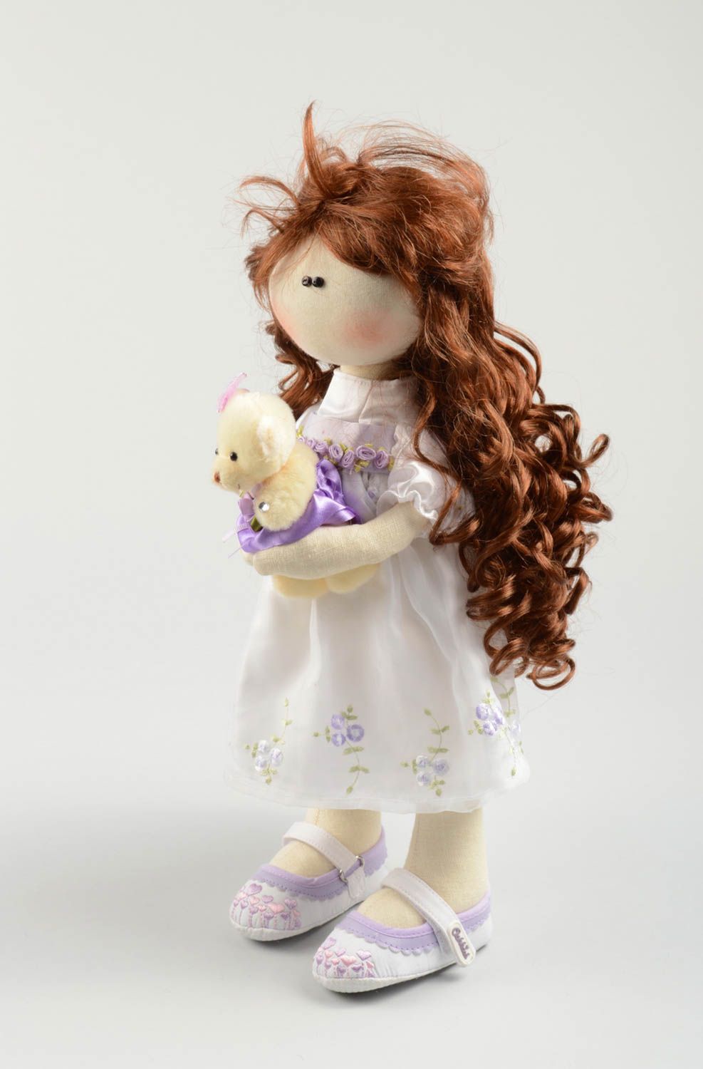 Кукла ручной работы кукла из ткани мягкая кукла из льна в белом платье фото 2