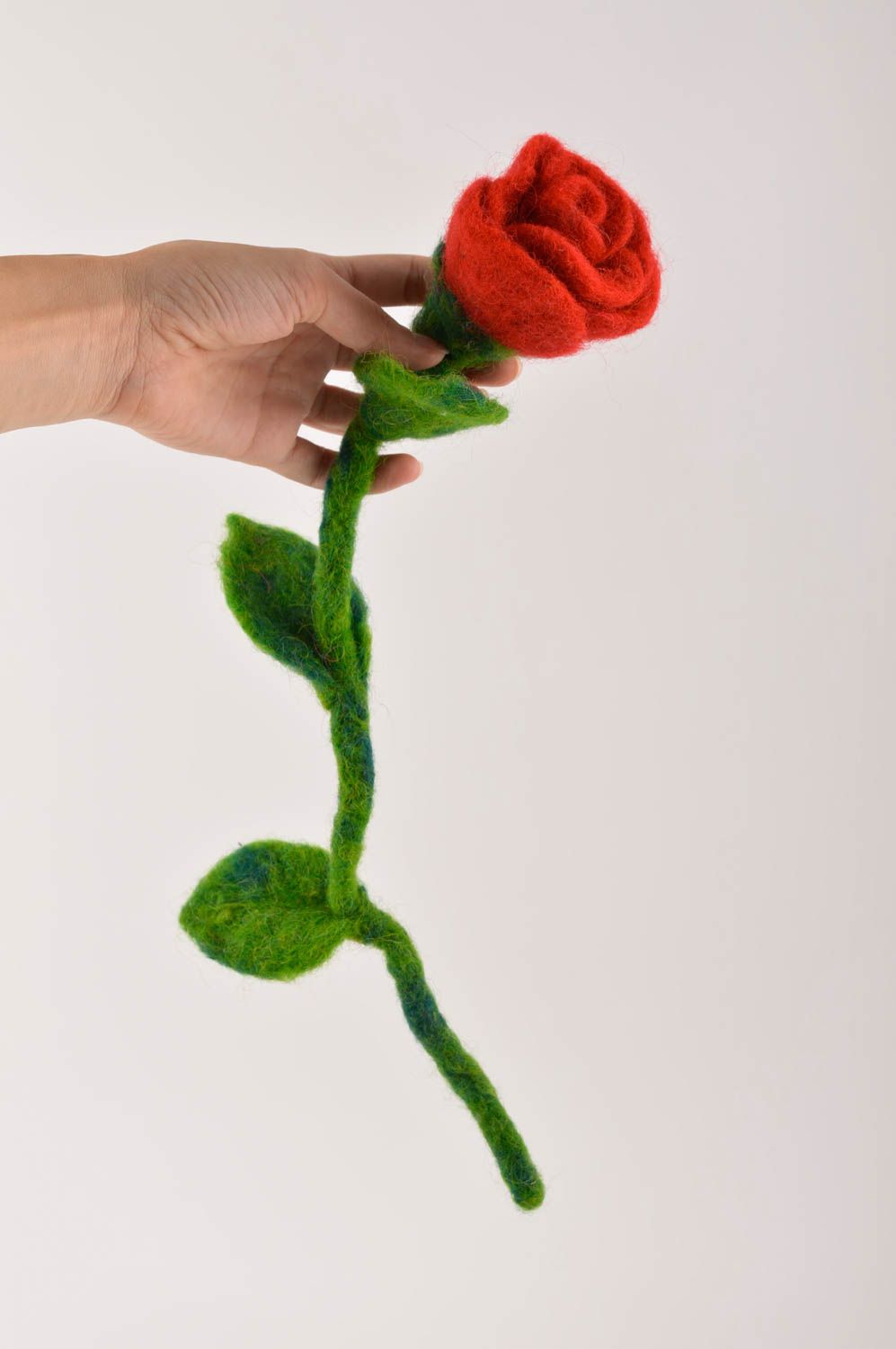 Rose aus Filz handmade Deko gefilzte Blume schöne Dekoration aus Wolle foto 5