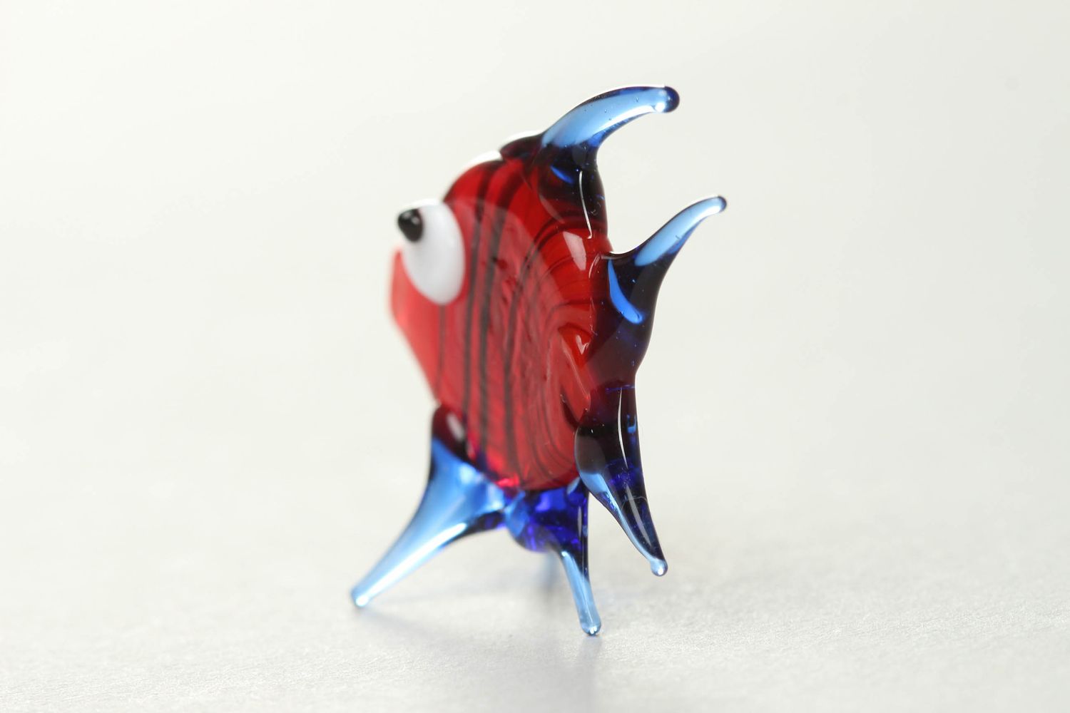 Lampwork Mini Figur aus Glas Fisch foto 3