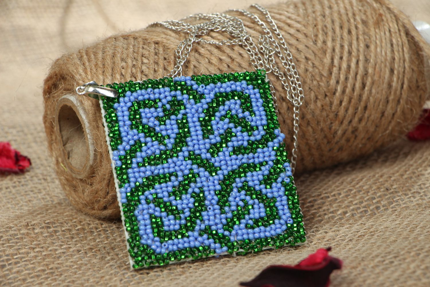 Handmade beaded pendant on plastic basis Celtic Ornament photo 5