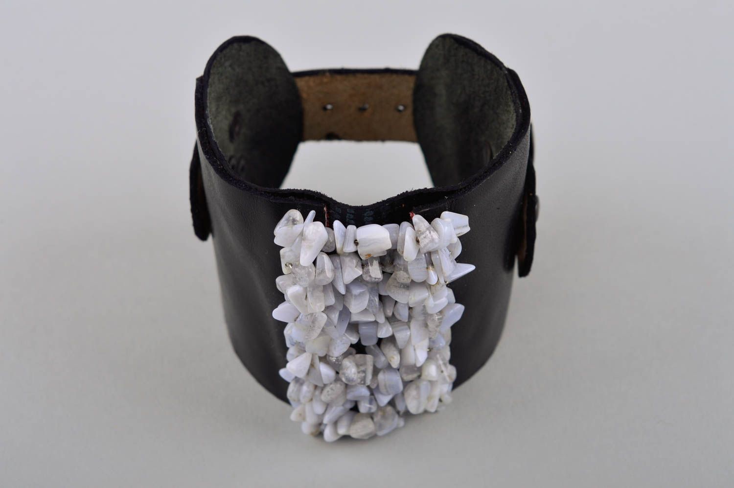 Bracelet cuir noir Bijou fait main avec pierres naturelles Cadeau pour femme photo 2