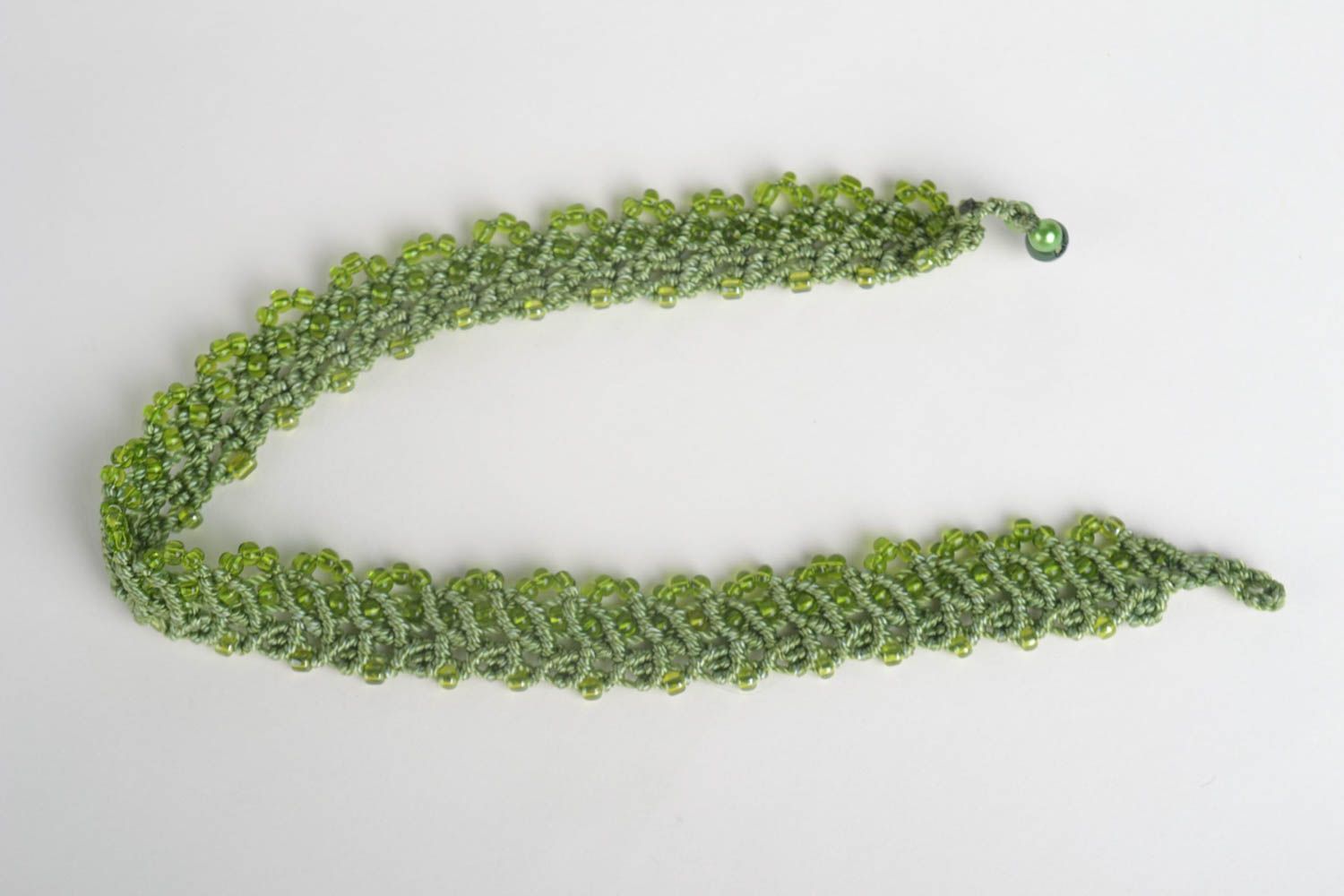 Collier textile Bijou fait main vert macramé fils perles Accessoire femme photo 2