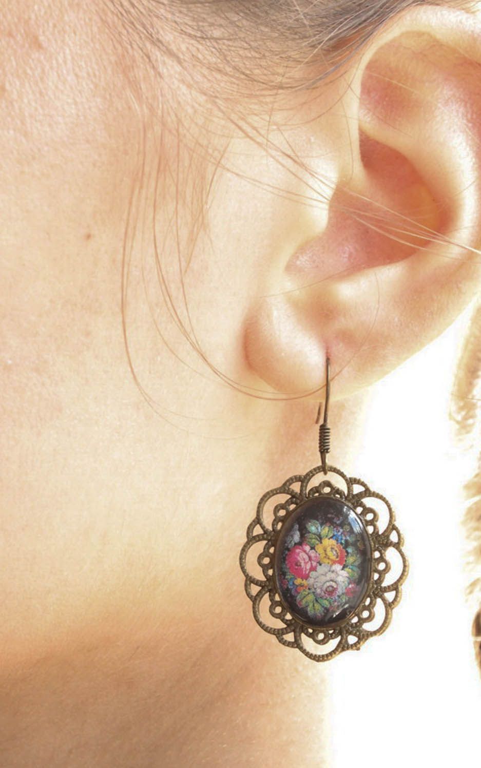 Vintage earrings Romantic photo 1