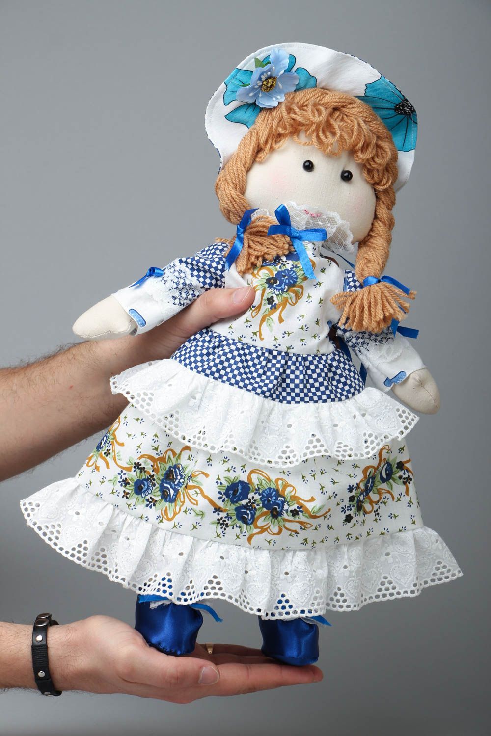 Авторская кукла в платьице  фото 4