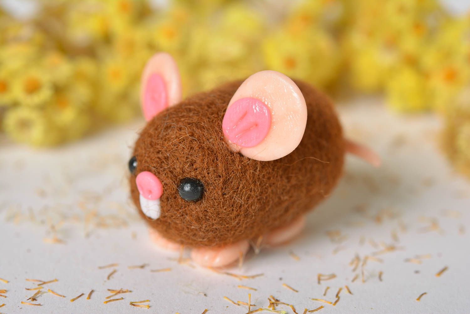 Brown woolen toy interior decoration plastic statuette cute mouse figurine photo 1